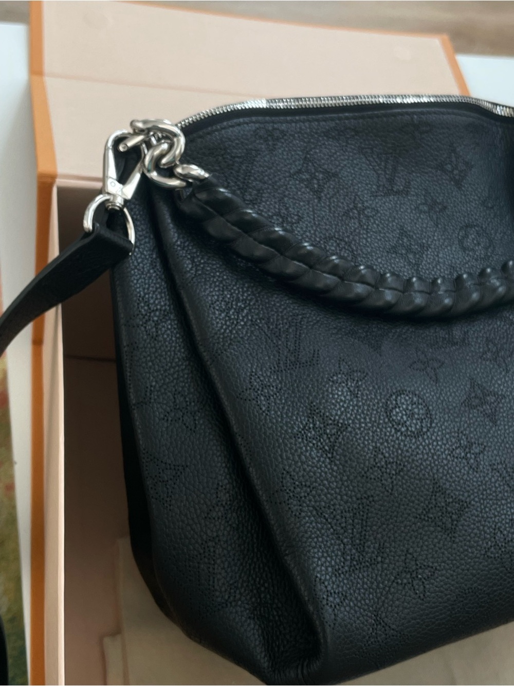 Authentic Louis Vuitton Mahina Babylone BB - Picture 8 of 11